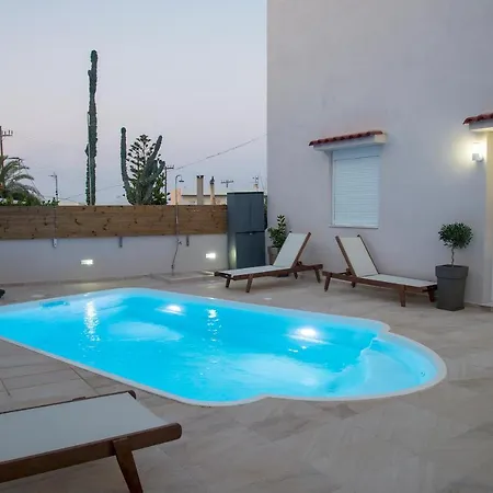 Lazaros Apartment